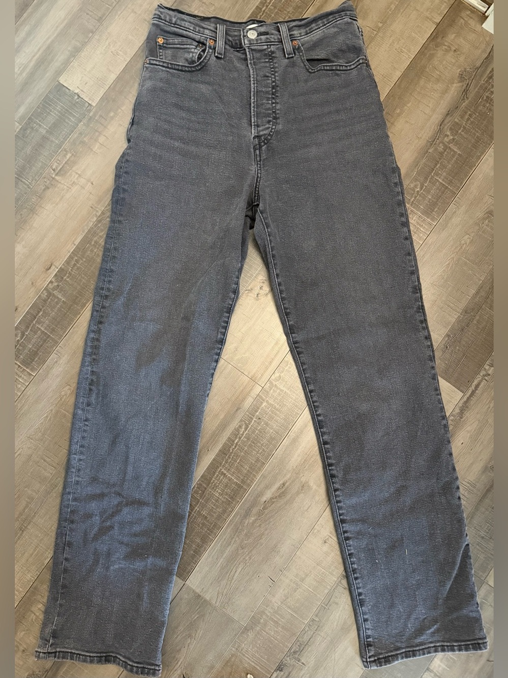 Levi's Women's Straight-Leg Jeans in Soft Washed Out Black